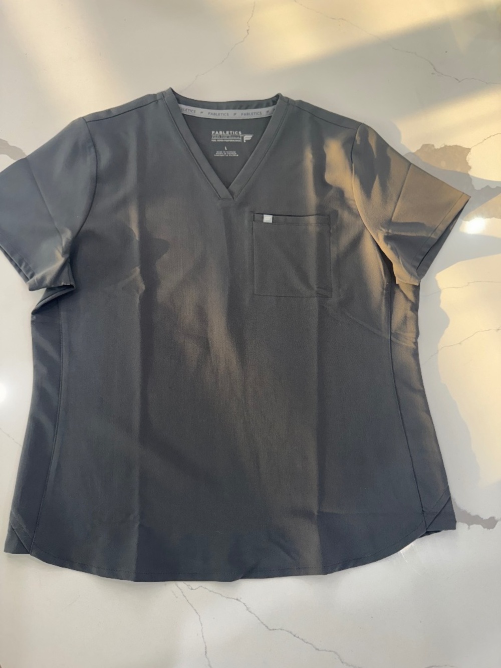 Never Worn Fabletics top-Large